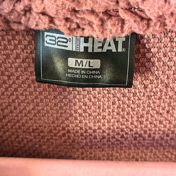 32 degree Heat Pink Sherpa Jacket women’s size M/L - Picture 3 of 4